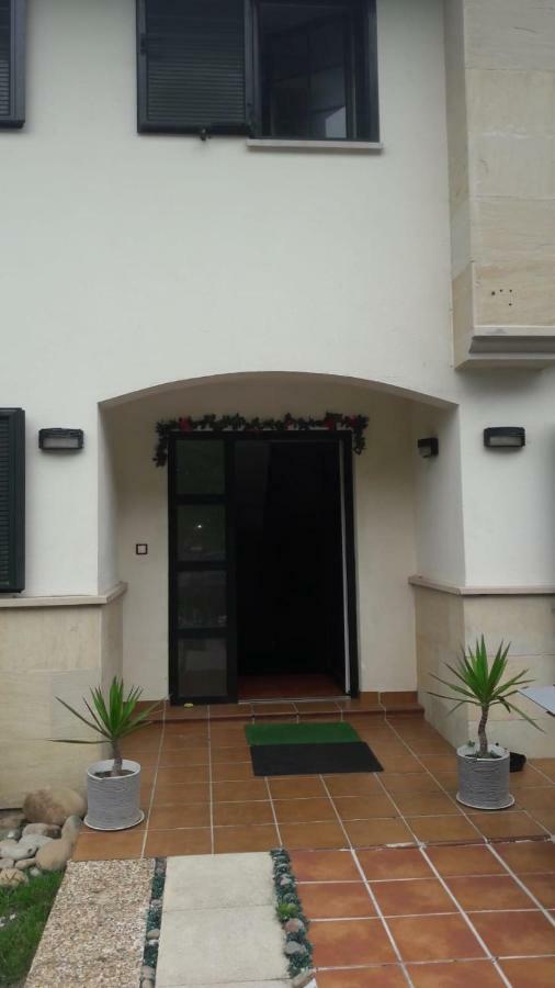 Mozues Apartment Samano Luaran gambar